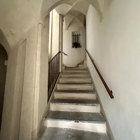 Via Roma In Loft Apartment
